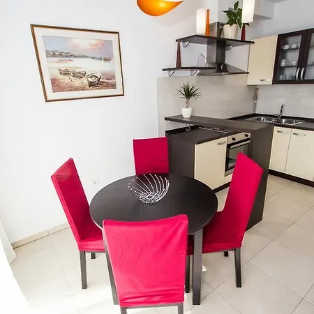 Apartment Darko *